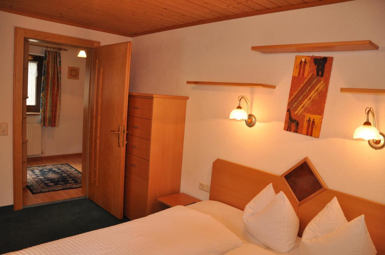 Pension Lenz Ischgl Esterno foto
