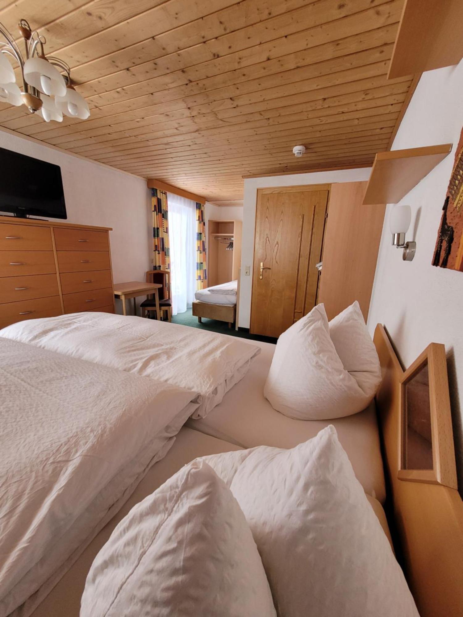 Pension Lenz Ischgl Camera foto