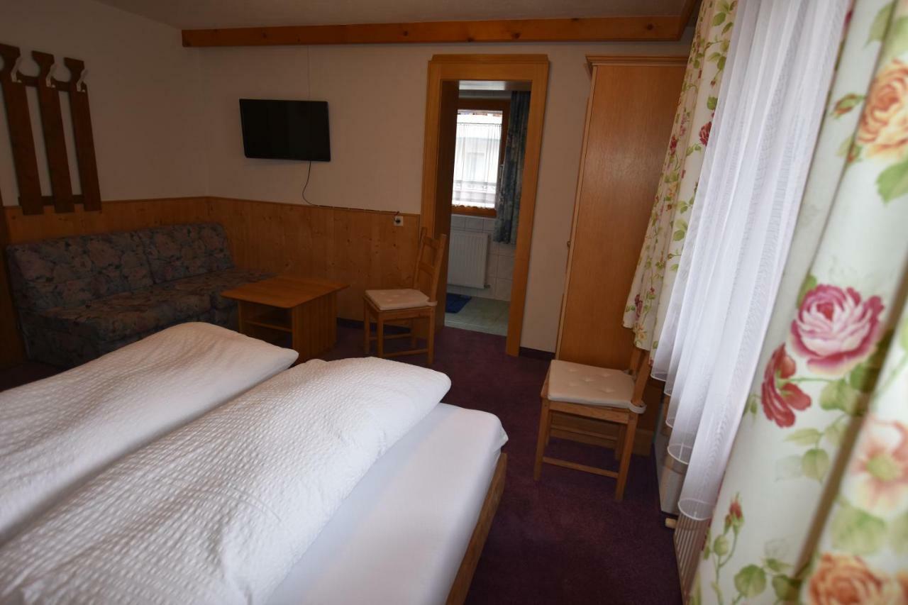 Pension Lenz Ischgl Esterno foto
