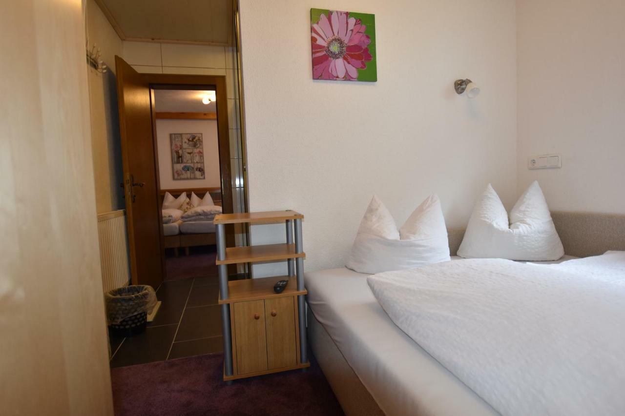 Pension Lenz Ischgl Esterno foto