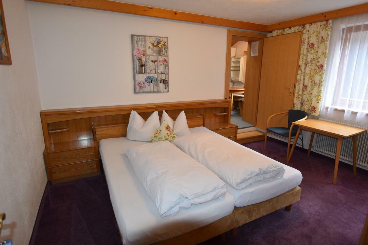 Pension Lenz Ischgl Esterno foto