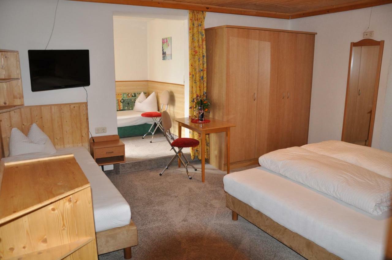 Pension Lenz Ischgl Esterno foto