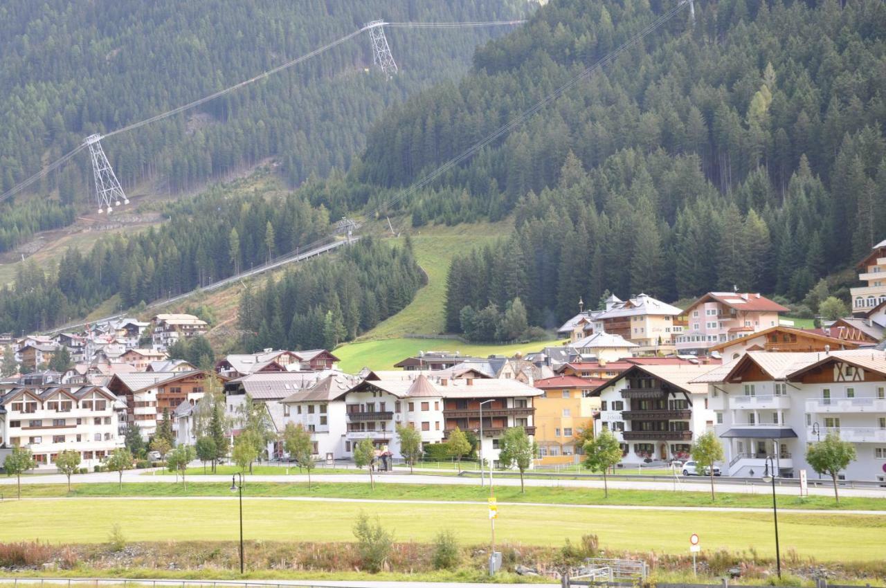 Pension Lenz Ischgl Esterno foto
